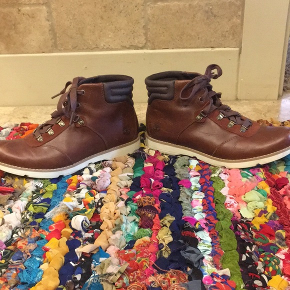 Shoes - Picture 4 of 4